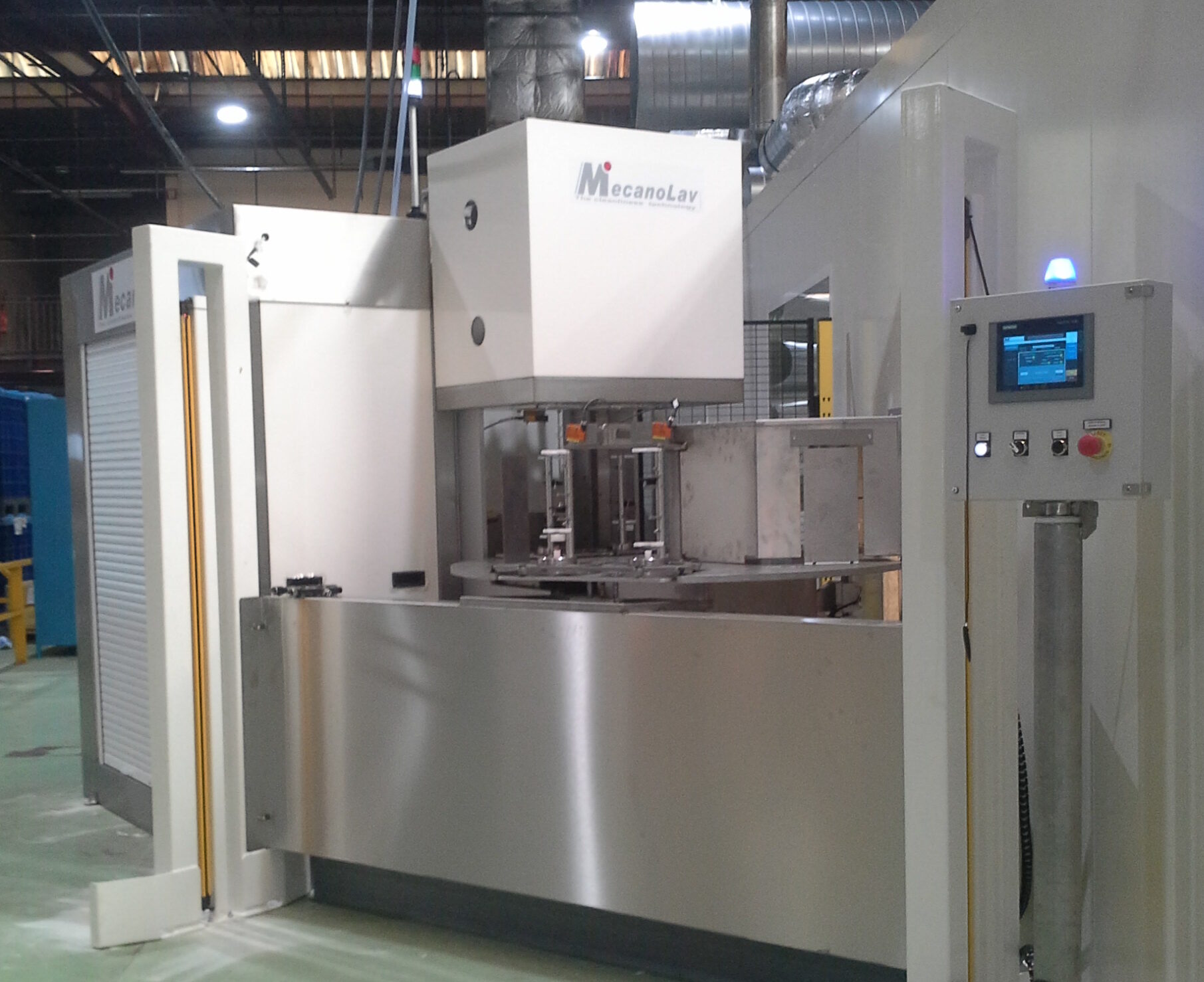 Industrial Washers - Cleaning and Drying Injection Ramps