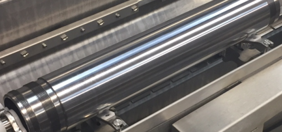 Cleaning, degreasing and particle decontamination on fuel rail for automotive
